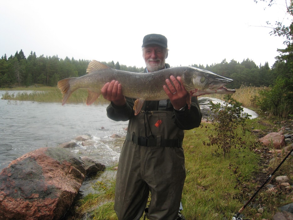 Tolfsnäs Hufvudstadsbladetin ja Helsingin Sanomien Välinen-Perinteinen Kalastuskilpailu Syyskuu 2011